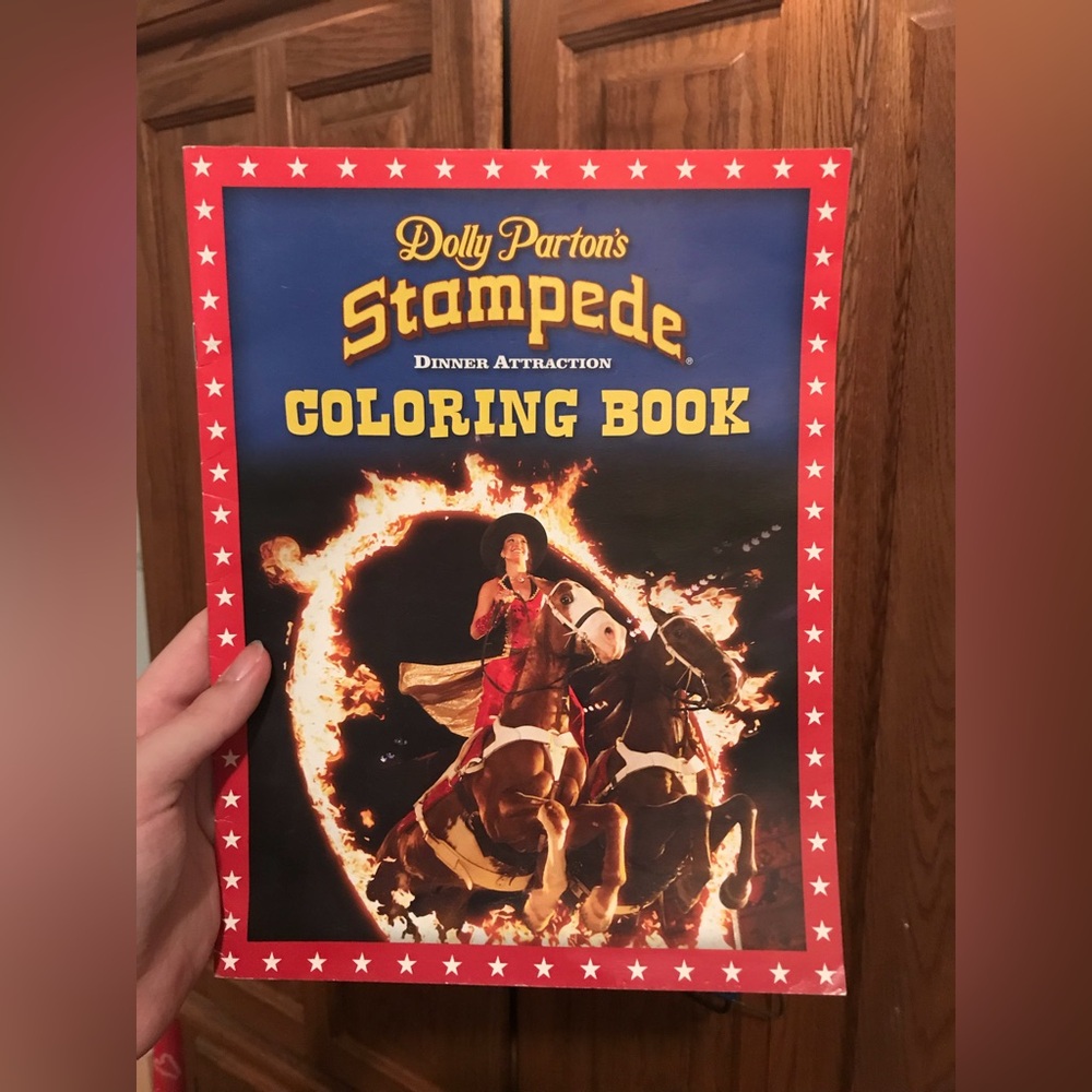 D O L L Y Parton’s stampede colouring book